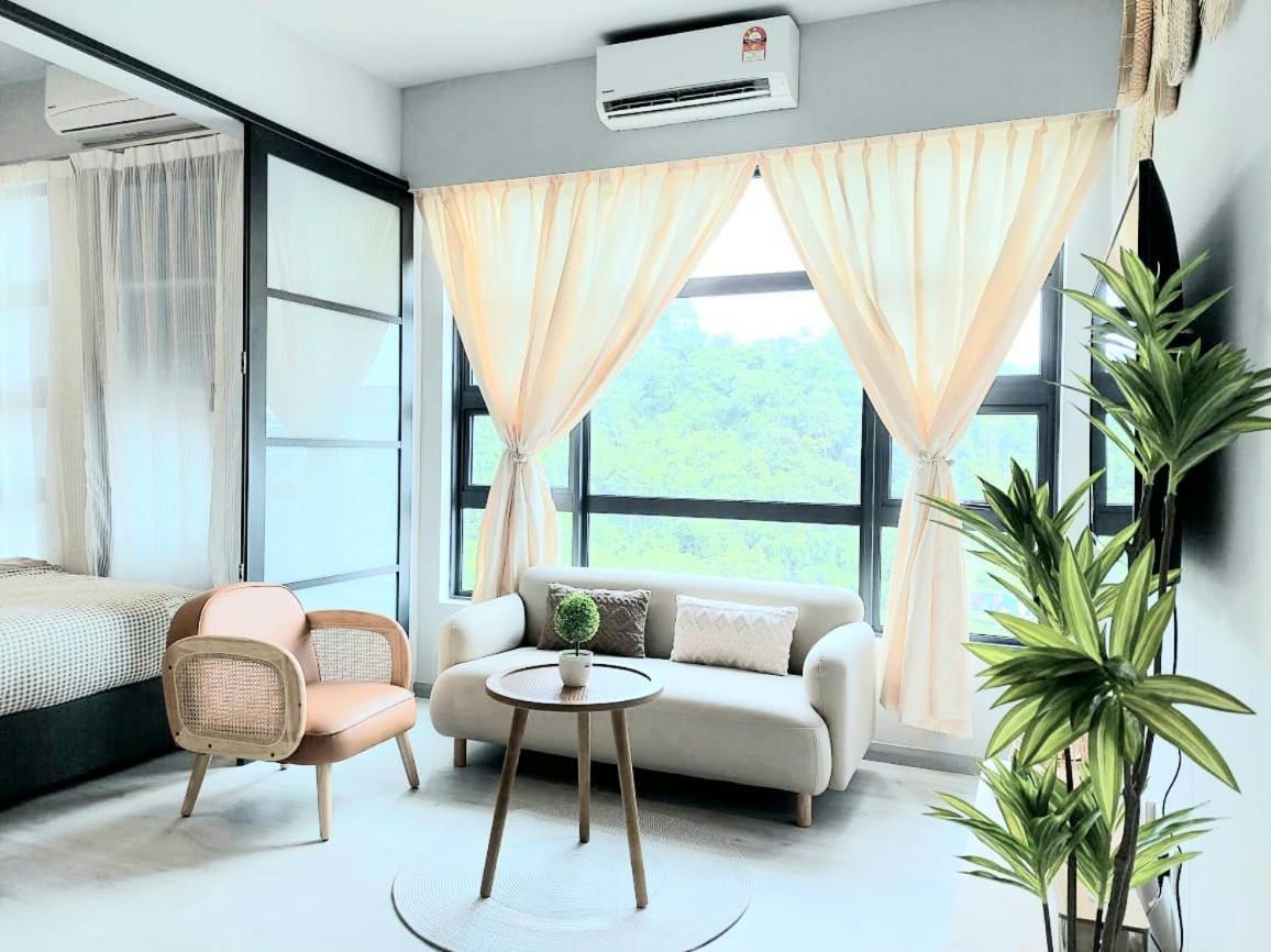 Apartment J' Jesselton Quay Centre Near Suria *