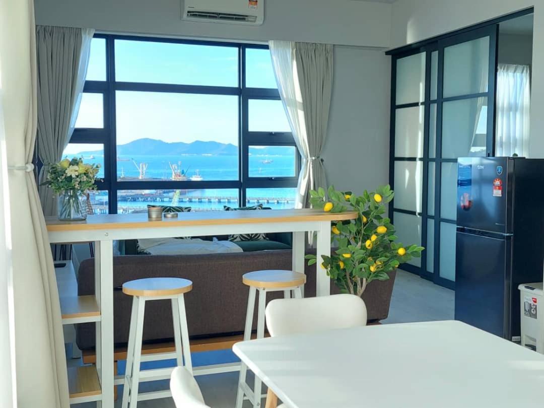 Apartment J' Jesselton Quay Centre Near Suria