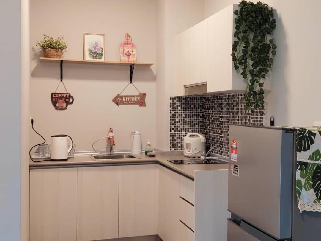 Apartment J' Jesselton Quay Centre Near Suria *